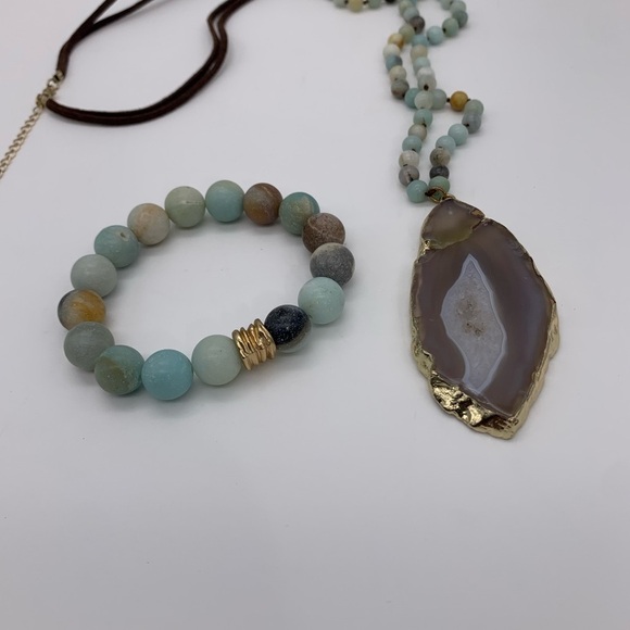 Vtg. Beaded Agate Stone Necklace & Bracelet Set With Gold Guild Slice Pendant - Picture 5 of 9